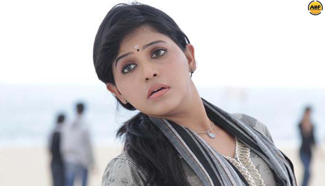 Kollywood actress Anjali Starts Shooting For Biju Menon's 'Rosapoo'